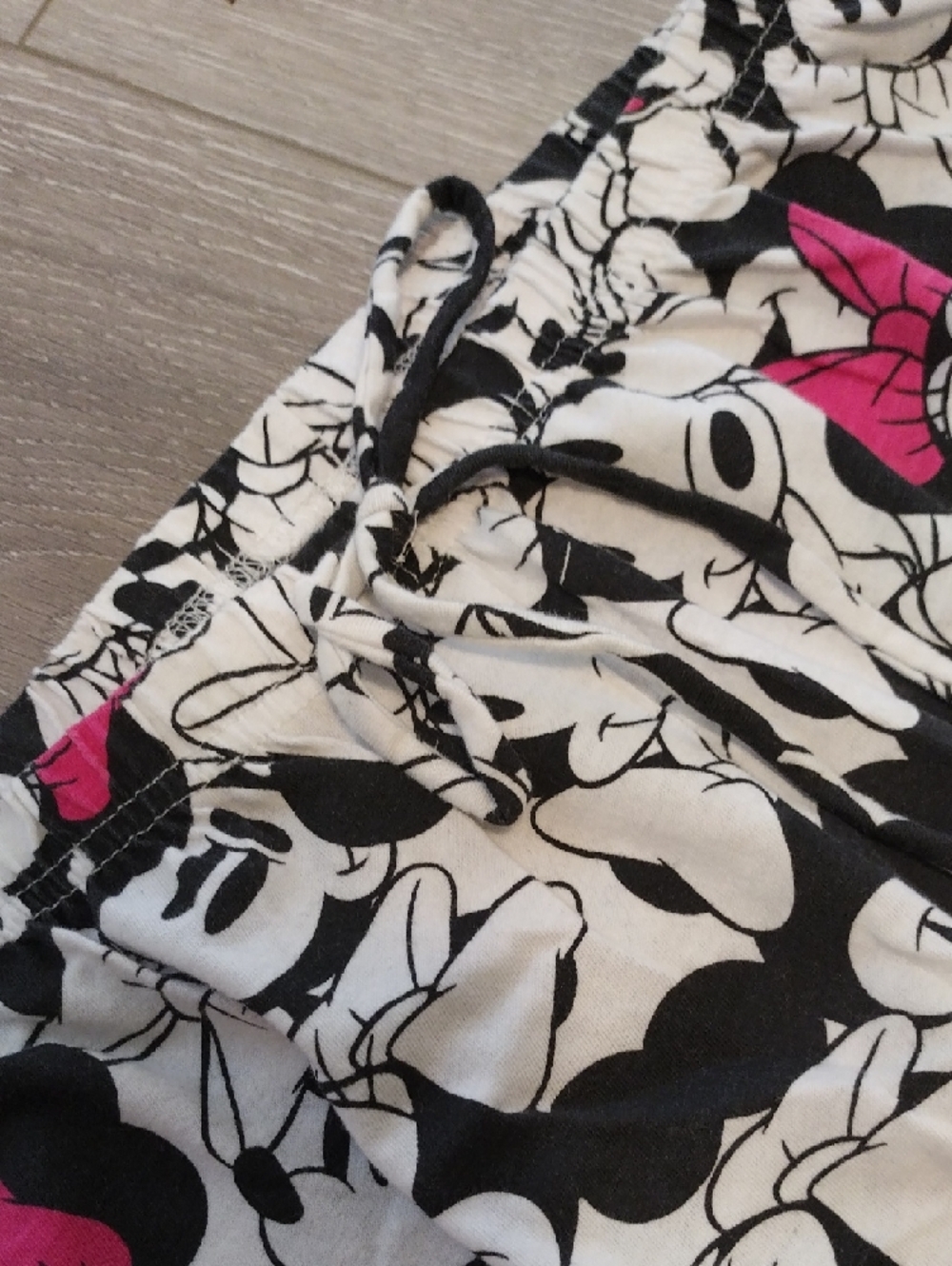 Minnie Mouse Black & Pink Pajama Pants - Picture 6 of 14
